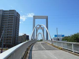 環状夢の橋