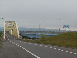 鵡川に架かる橋