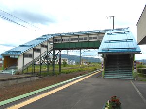 納内駅