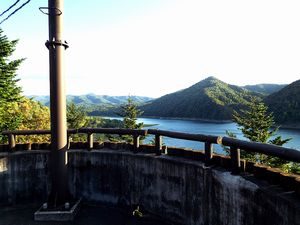 岩尾内湖展望台