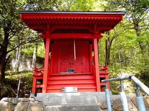 A６　幌満川稲荷神社