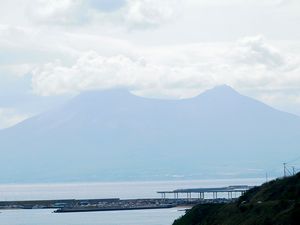 噴火湾沿岸からの風景