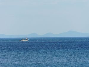 噴火湾沿岸からの風景