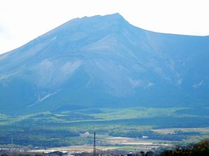 榎本武揚・土方歳三上陸の地から駒ヶ岳