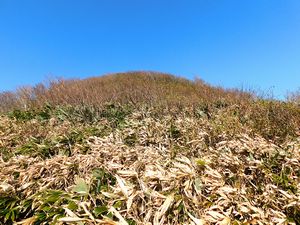 袴腰岳へ