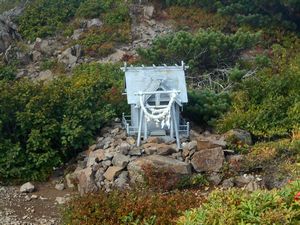 馬の背から山頂へ