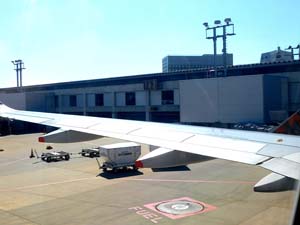 帰りの飛行機の窓から
