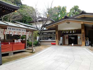 辺津宮