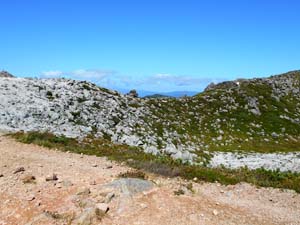 イワオヌプリ山頂へ
